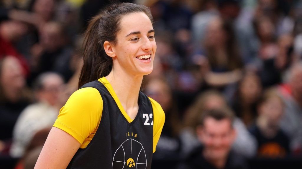 Is Caitlin Clark Playing Tonight?